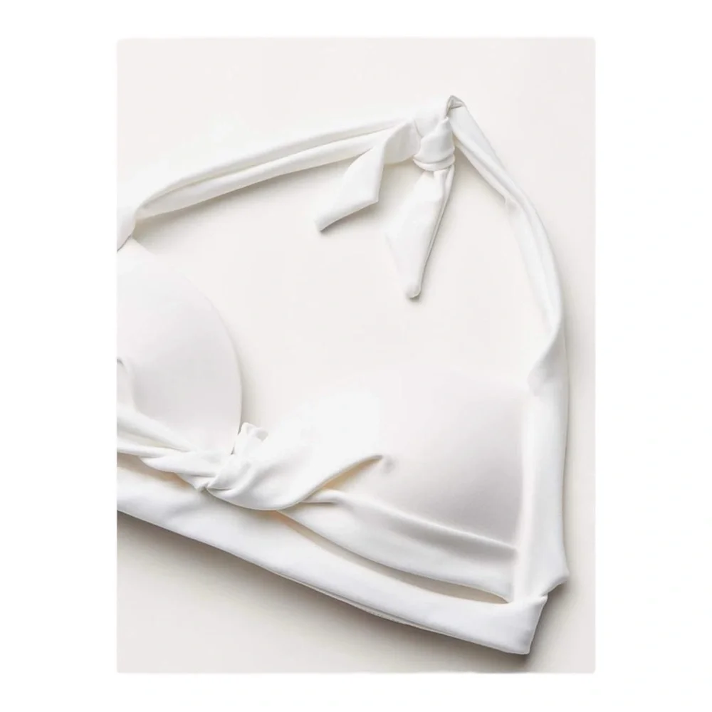 JETS by Jessika Allen Jetset 50's Twist Halter Bikini Top in White NWT
